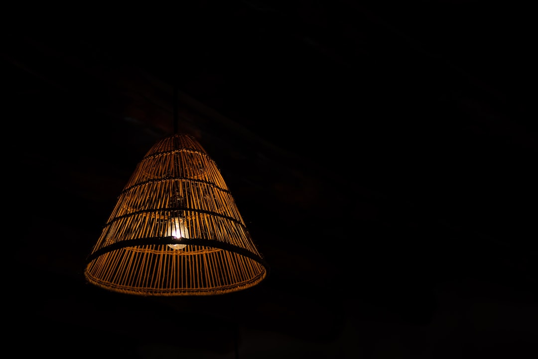 Lampe de sol flottante haute technologie