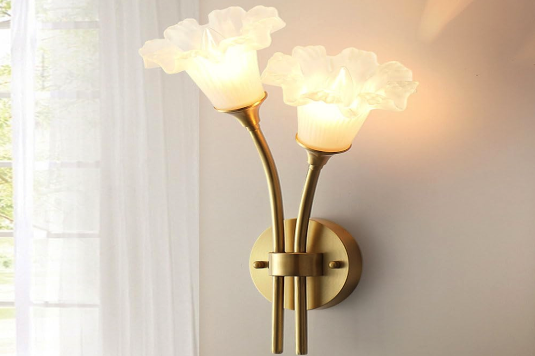 Lampe Murale Florale: Élégance et Douceur