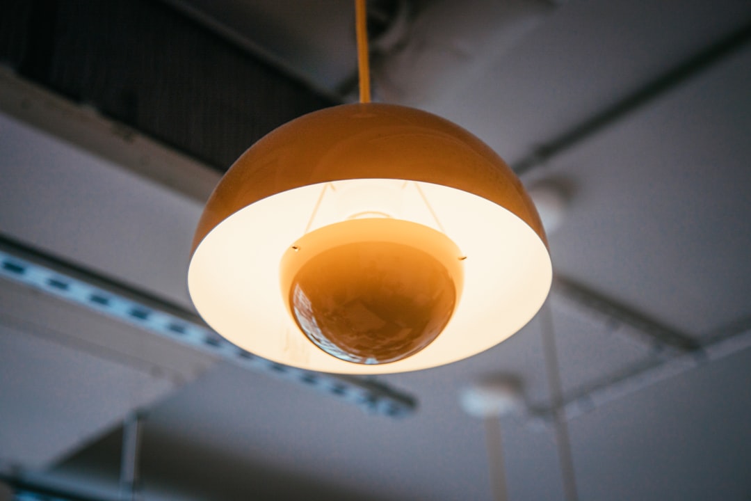Photo terracotta pendant light